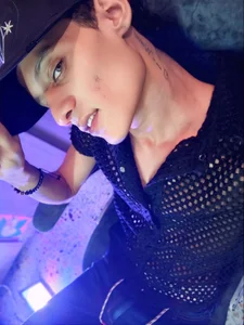 Public de Desire_Boys1  3 Imagens