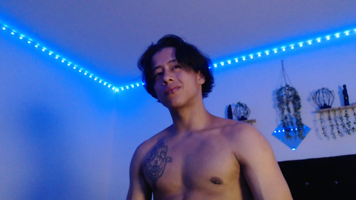 labrinthteasing Trending Pic 1775