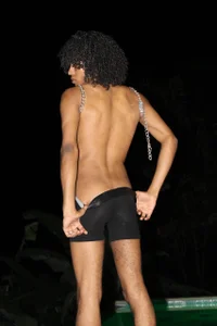 its here de DEAMOL  2 Imagens