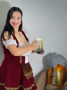 NaomyPrinces 🍺 OktoberFest 🍺 Foto