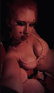 whimsicallylusty's yours truly~ Sex Photo 2