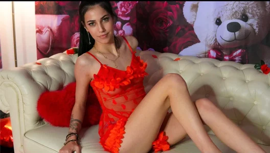 KeylaBlair: Wanna be my Valentine ? 💓 ( 4 фото)