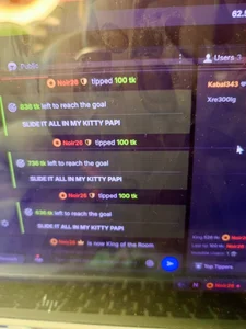 Sexy_sharntel My king of my room thank you so much noir for your support Immagine  4