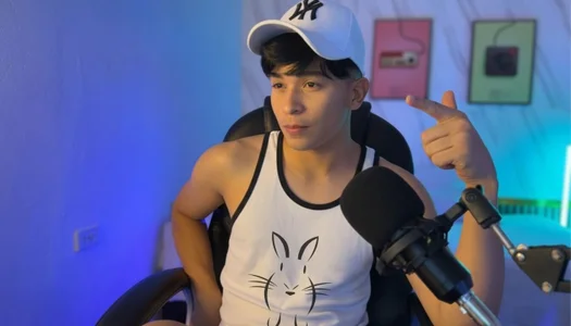 David_Nova Black and white Pic