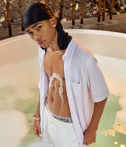 AlanCutee very hot and I got into the jacuzzi Foto 5