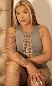 fat_naughtyass kullanıcısının attractive girl albümü -  6 fotoğraf