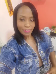 Ebony very hot de Kendal_hot69_  4 photos