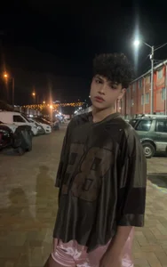 dani_angels__ kullanıcısının Hot in the street albümü -  3 fotoğraf