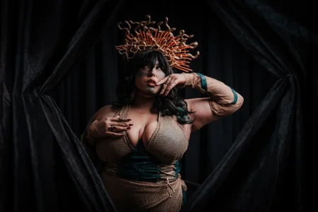 Karmilla_Rosse Halloween Karmilla Medusa🐍 Pic 6