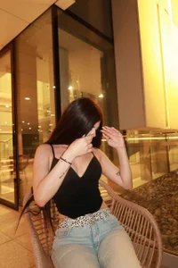 DivinaSaunders Public slika 3