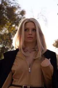 alice_wond autumn walk 🥰 Billede