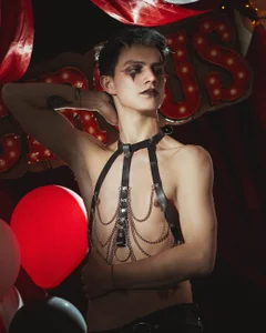 nicktorn Sexy Circus 🔥😈 Bilde 4