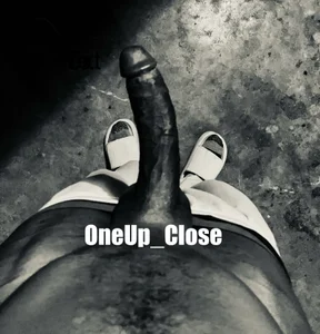 OneUp_Close Public Poză