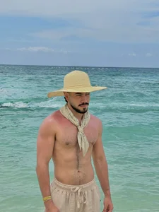 Beach days🏖️ de JeycobxBraand  2 Imagens
