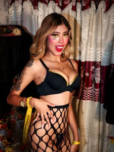 NhoaFerrer halloween Pic