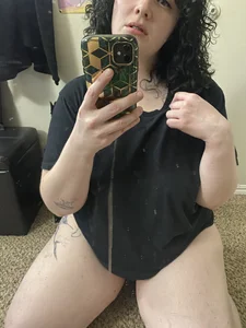 Thiccums-the-Goddess's photo
