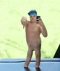 jonnybans Public Gambar 4