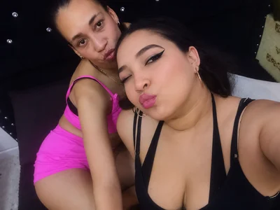 Charlot_Vixen Why choose one when you can adore us both? 💋 Hình 2