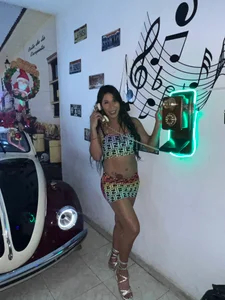 DesireDirtyTS__ Sexy deli Pic 2