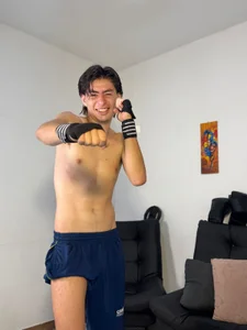 Dante_White Hey bby Bilde