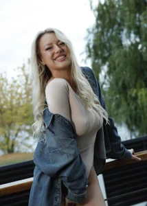 AnnastasiaMillsForbidden 🍎图片 9