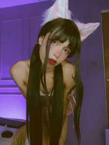 nikkita_dragon_ Cute and tiny 🤭😳 Bilde 3