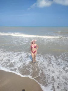 Charlotte-Sweet- me Pic 2