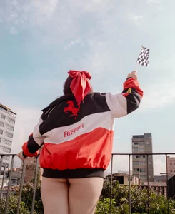 victoria_camm I like the formula one Foto 2