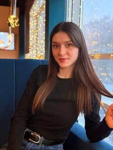 MinaMancilla eat time Foto 2