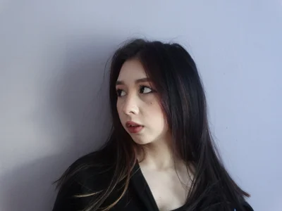 Public de Sssonya  3 photos