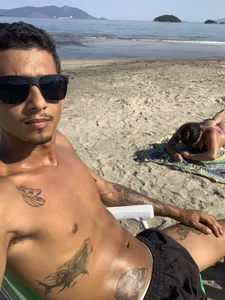 Gabrielhot01 Public Billede