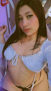 Cherry_Charlottee Public Pic 5