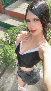 Celesstegh Day off🌞😻 Pic