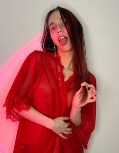 PetraHambelton Mood🥰 Pic 5