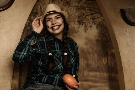 Dare you look at me? de DaniellaLovely  5 photos