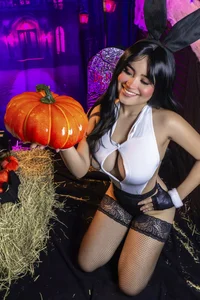 Gigidoll A naughty bunny needs a big carrot 🤭 Kuva 3