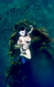 Ms_Monica Free diving in island 圖片 4