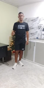 adrian_supercock: Public ( 3 фото)