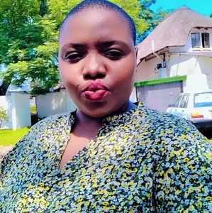 Voluptious1 ue ebony queen Pic