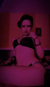 whimsicallylusty's yours truly~ Sex Photo 4