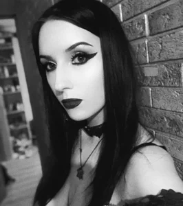 lsqueen_ Public Pic 3