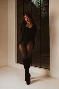 AriaFoster Elegant & Sophisticated🤍 Pic 2