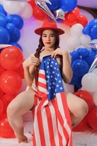giuliana_andrade Happy and warm 4th of July Immagine  3
