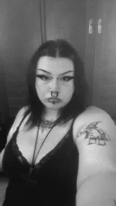 Me🖤👽