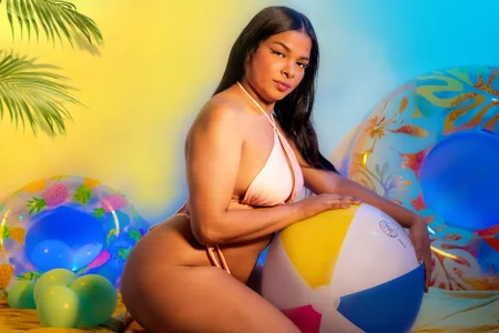 DeniseMoca Summer has arrived, it is very hot here🔥 Bilde 4