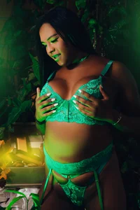 ChannelssDiirty: St. Patrick's Special ✨🍃 ( 7 фото)