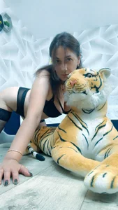 You are my tiger od Sweet_Lanaaaaa  3 snímek