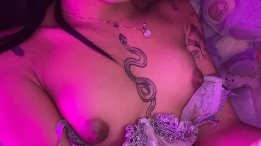 Niccolls_Princess_ kullanıcısının My Titiss 🔥 albümü -  2 fotoğraf