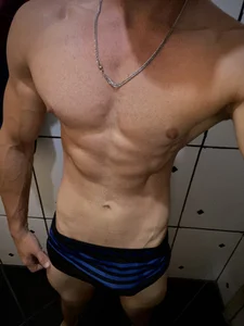 Marcraw69 的 S2 色情图片 2