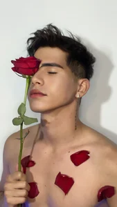 Tayson_RiversのFiesta Sanvalentinの 3枚の写真